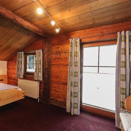 Bed and Breakfast Hochwart Hof Bed & Breakfast à Saalbach-Hinterglemm Extérieur photo